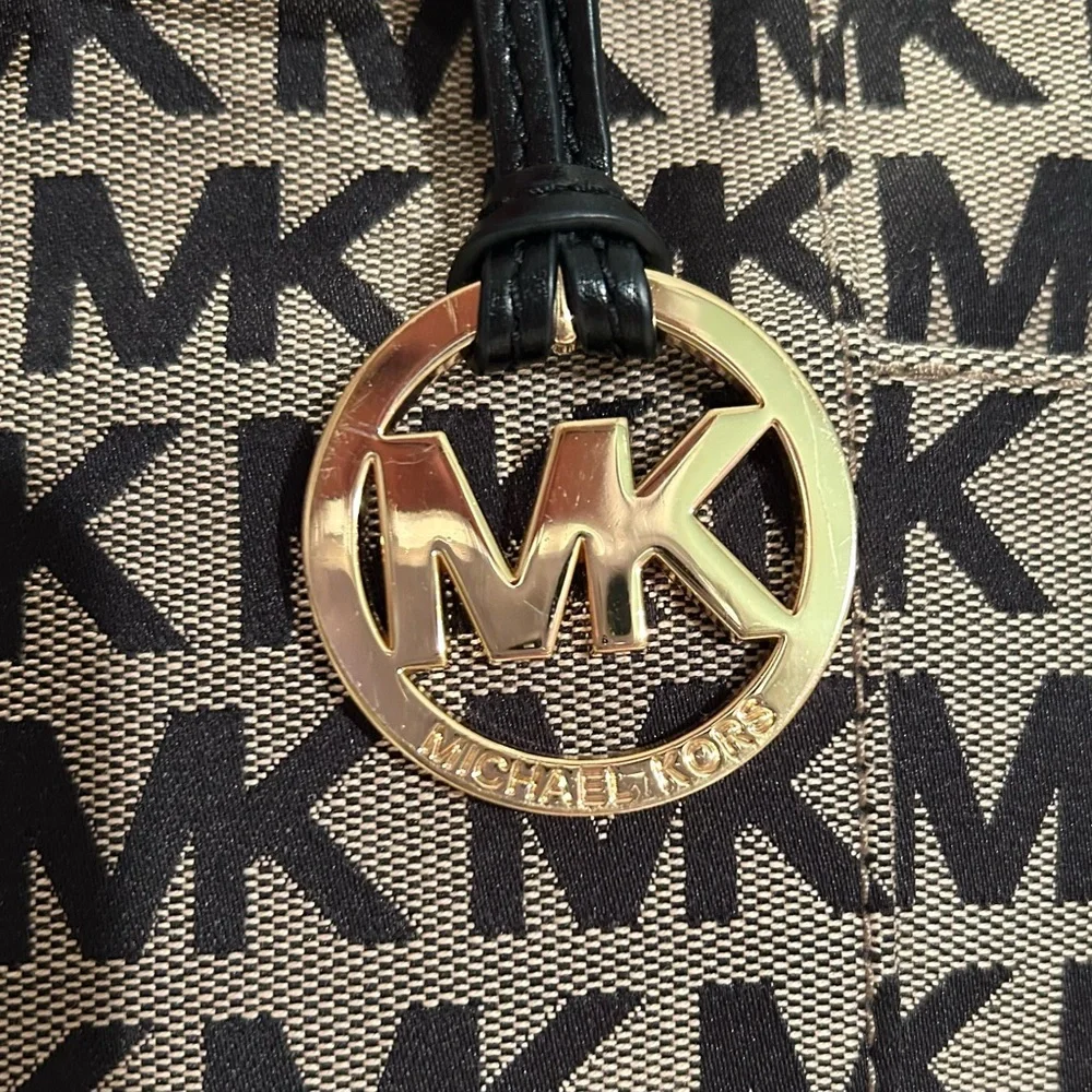 MICHAEL KORS Black and Brown Signature Tote with Gold Charm